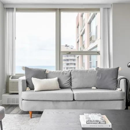 Edgewater 2br W Gym Deck Lounge 5 Blocks To L Chi-655 Apartment
