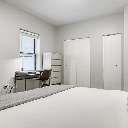 Lakeview 1br W Courtyard Wd 2 Blocks To L Chi-511 Apartment *