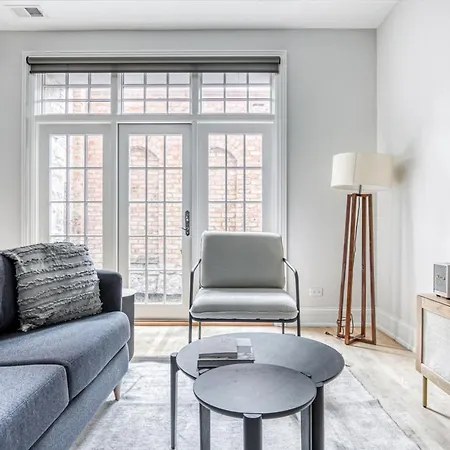 Wicker Park 2br W Wd Roof 3 Blocks To L Chi-482 Apartment *