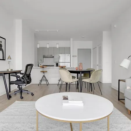 W Loop 1br W Gym Pool In Heart Of Greektown Chi-535 * Chicago
