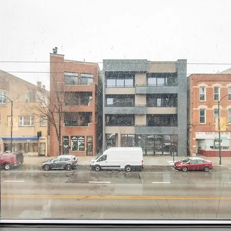 Apartment W Town 2br 4 Blocks To L Wicker Park Bars Chi-545 *