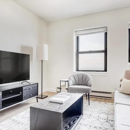 Apartment Gold Coast 1br W Doorman Gym 2 Blocks To L Chi-554 *