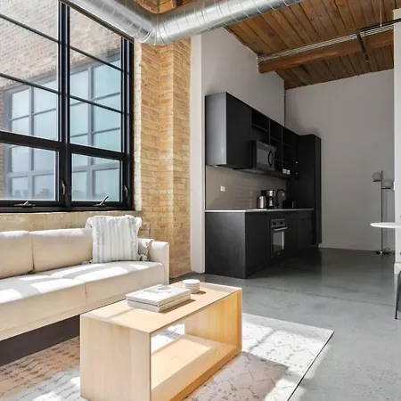 Lincoln Park 1br W Wd Gym Roof Nr I-90 Chi-783 * Chicago