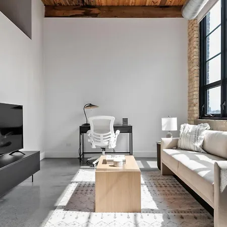 Lincoln Park 1br W Wd Gym Roof Nr I-90 Chi-783 Apartment