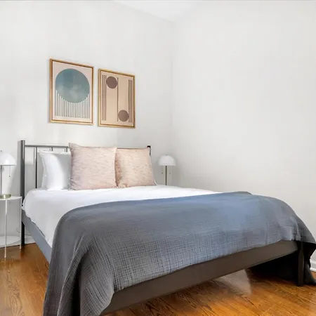 Apartment Lakeview 3br 3 Blocks To Wrigleyville Dining L Chi-610 Chicago