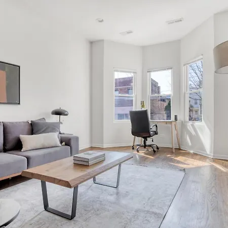 Lakeview 3br 3 Blocks To Wrigleyville Dining L Chi-610 Apartment *