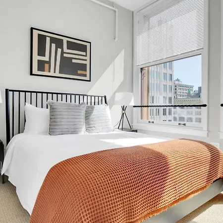 Loop 2br W Gym Doorman Same Block As L Chi-673 * Chicago
