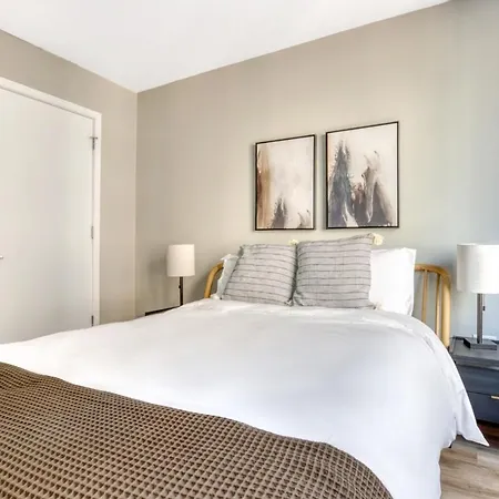 Loop 1br W Gym Pool Lounge 1 Block From L Chi-700 Apartment Chicago