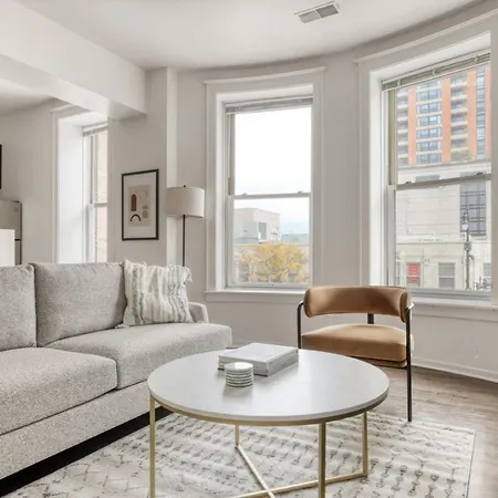 Apartment South Loop 2br Nr L Grant Park Chi-808 Chicago