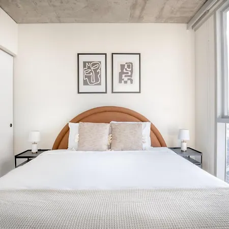 Near North 1br W Doorman Wd Gym Nr I-90 Chi-872 Chicago
