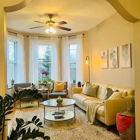 Apartment Sunny, Spacious, 3br 1ba Davlin Chicago
