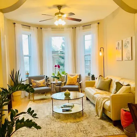 Sunny, Spacious, 3br 1ba Davlin *
