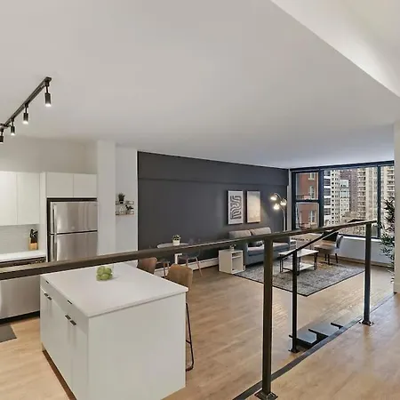 Upscale 1br With Sleek Kitchen & In-unit Laundry- Chestnut 15b Apartment *