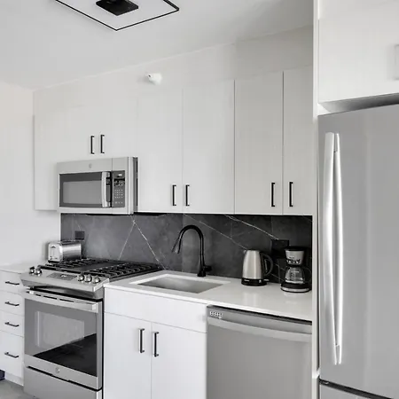 Apartment Medical District 1br W Gym Wd 1 Block To L Chi-611 *