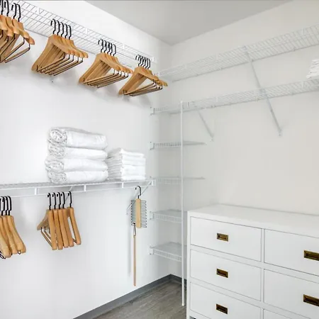 Logan Sq 1br W Roof Gym 1 Block To L Chi-478 Apartment Chicago