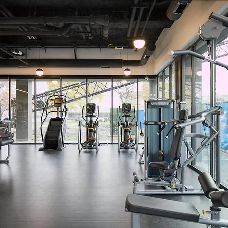Medical District 1br W Gym Wd 1 Block To L Chi-612 Apartment *