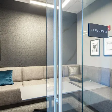 W Loop W Gym Pool In Heart Of Greektown Chi-539 Chicago