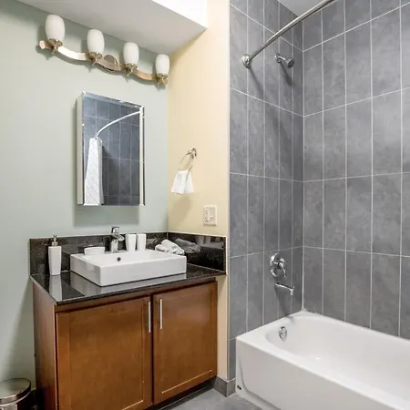 Loop 1br W Gym Pool Nr Financial District Chi-233 Apartment Chicago