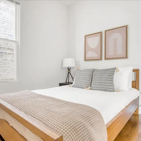Lakeview 3br 3 Blocks To Wrigleyville Dining L Chi-610 Apartment