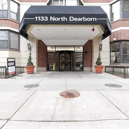 Gold Coast 2br W Gym Pool Nr Oak St Chi-207 Apartment Chicago