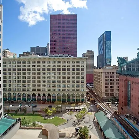 Apartment Loop 2br W Gym Doorman Nr L Parks Chi-308 *