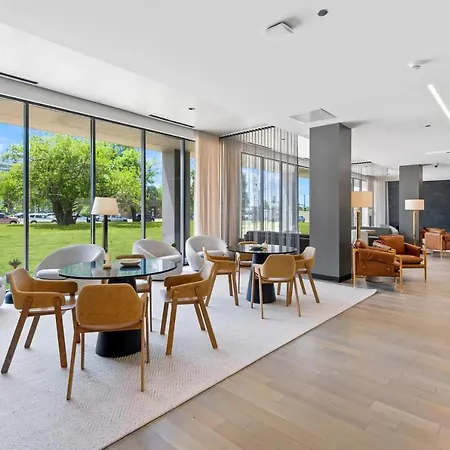 Apartment Medical District 1br W Gym Wd 1 Block To L Chi-425 Chicago