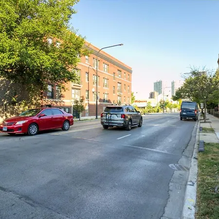 Edgewater 1br W Patio Wd 2 Blocks To Lakefront Chi-456 Chicago