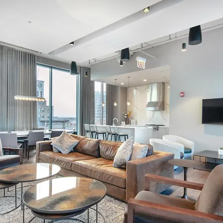 Apartment W Loop 1br W Gym Pool In Heart Of Greektown Chi-536
