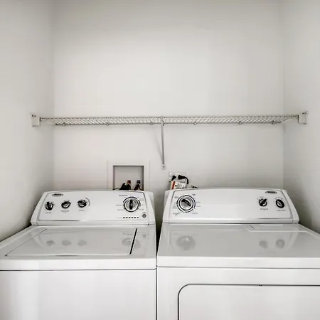 West Town 3br Chi-789 Chicago