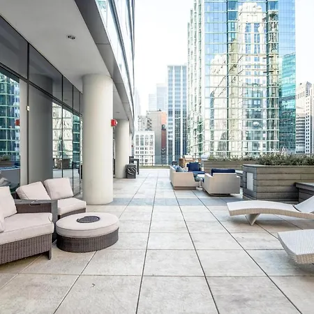 Loop W Gym Pool Lounge 1 Block From L Chi-694 *