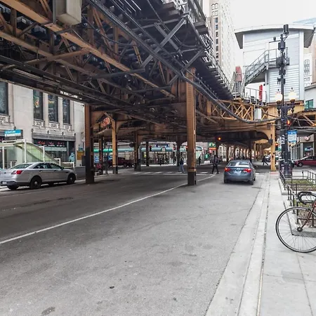 Apartment Loop W Gym Pool Lounge 1 Block From L Chi-694 Chicago