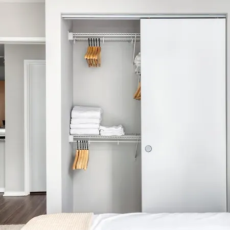 Streeterville 2br W Pool Gym Nr Riverwalk Chi-880 *
