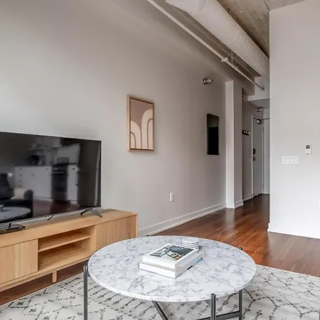 River North 1br W Gym Lounge Roof Nr Riverwalk Chi-899 *