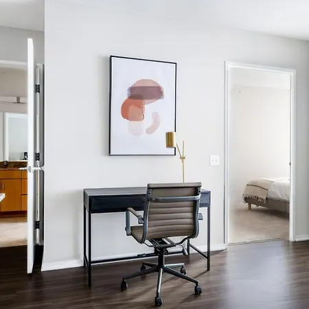 Streeterville 1br W Pool Gym Nr Riverwalk Chi-878