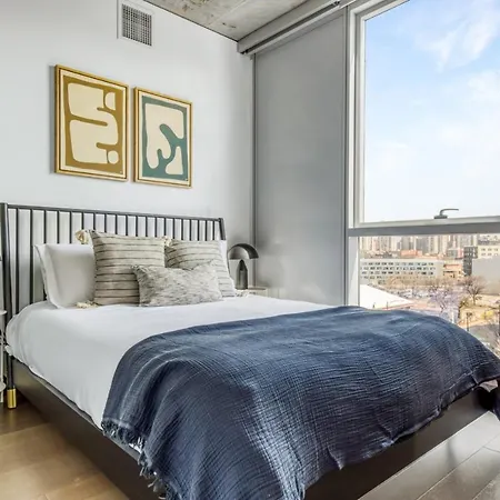 Apartment Near North 1br W Gym Lounge Nr Shopping Chi-579 *