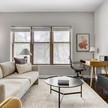 Lakeview 3br W Wd Bbq Nr Belmont L Chi-735 Apartment *