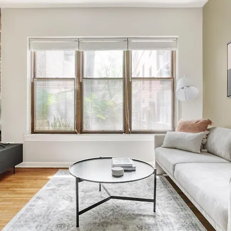 Apartment Lakeview 2br W Wd Bbq Nr Belmont L Chi-733 *