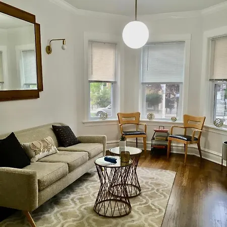 Logan Square Modern Apartment Chicago