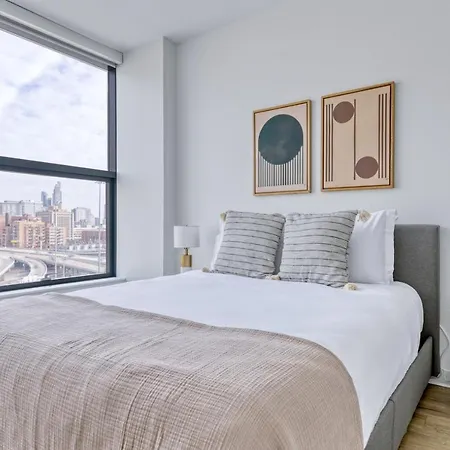 W Loop 2br W Gym Pool In Heart Of Greektown Chi-534