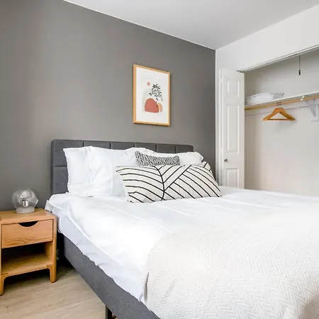 Apartment Gold Coast 1br Nr Mariano Park Oak St Chi-286 Chicago