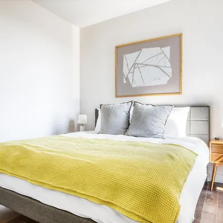 Apartment Ravenswood 1br W Rooftop Bbq Next To Brown Line Chi-399 Chicago