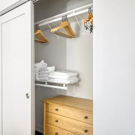 Ravenswood 1br W Rooftop Bbq Next To Brown Line Chi-399 Apartment *