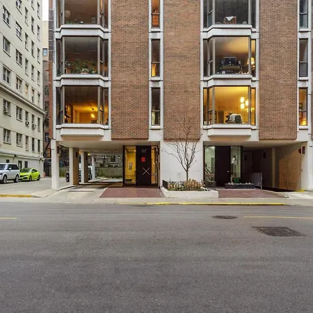 Streeterville 2br Nr Shopping Cta Trails Chi-341 Chicago