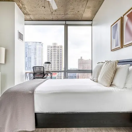 Apartment S Loop 1br W Gym Lounge 1 Block To L Chi-526 Chicago