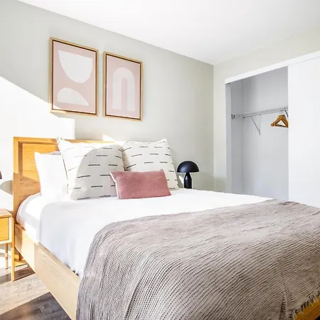 Apartment Streeterville 2br Nr Shopping Cta Trails Chi-341 *