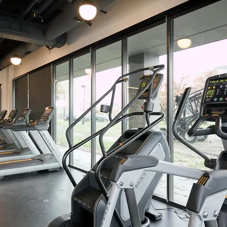 Medical District 1br W Gym Wd 1 Block To L Chi-611 Apartment Chicago