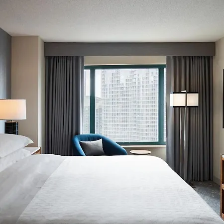 Sheraton Grand Riverwalk 4* Chicago