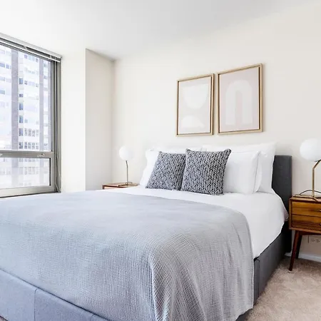 Lakeview Studio W Rooftop Pool Nr Wrigley Field Chi-377 Apartment *