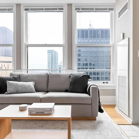 Apartment Loop 2br W Gym Doorman Same Block As L Chi-674 *