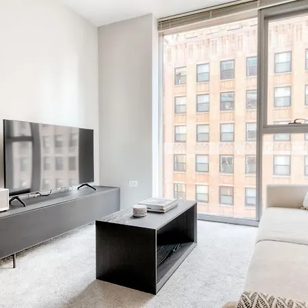 Apartment Loop W Gym Pool Lounge 1 Block From L Chi-701
